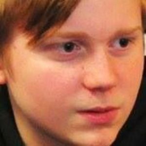 Meet your Posher, Cyrus